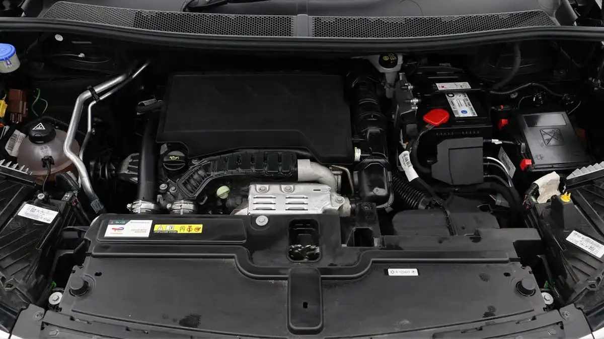2024-vauxhall-grandland-12-ultimate-130ps-auto-big-19