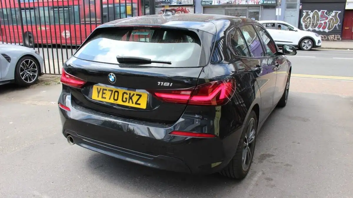2020-bmw-1-series-big-7