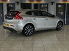 2016-volvo-v40-20td-d3-inscription-geartronic-small-6