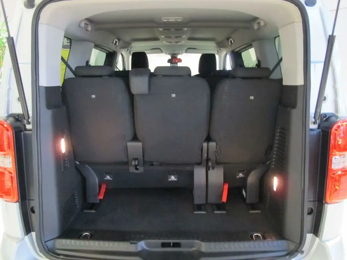 2019-toyota-proace-verso-20d-family-150ps-l1ss-big-7