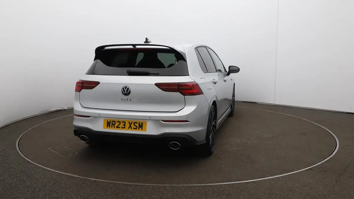 2023-volkswagen-golf-20-tsi-gti-clubsport-big-57