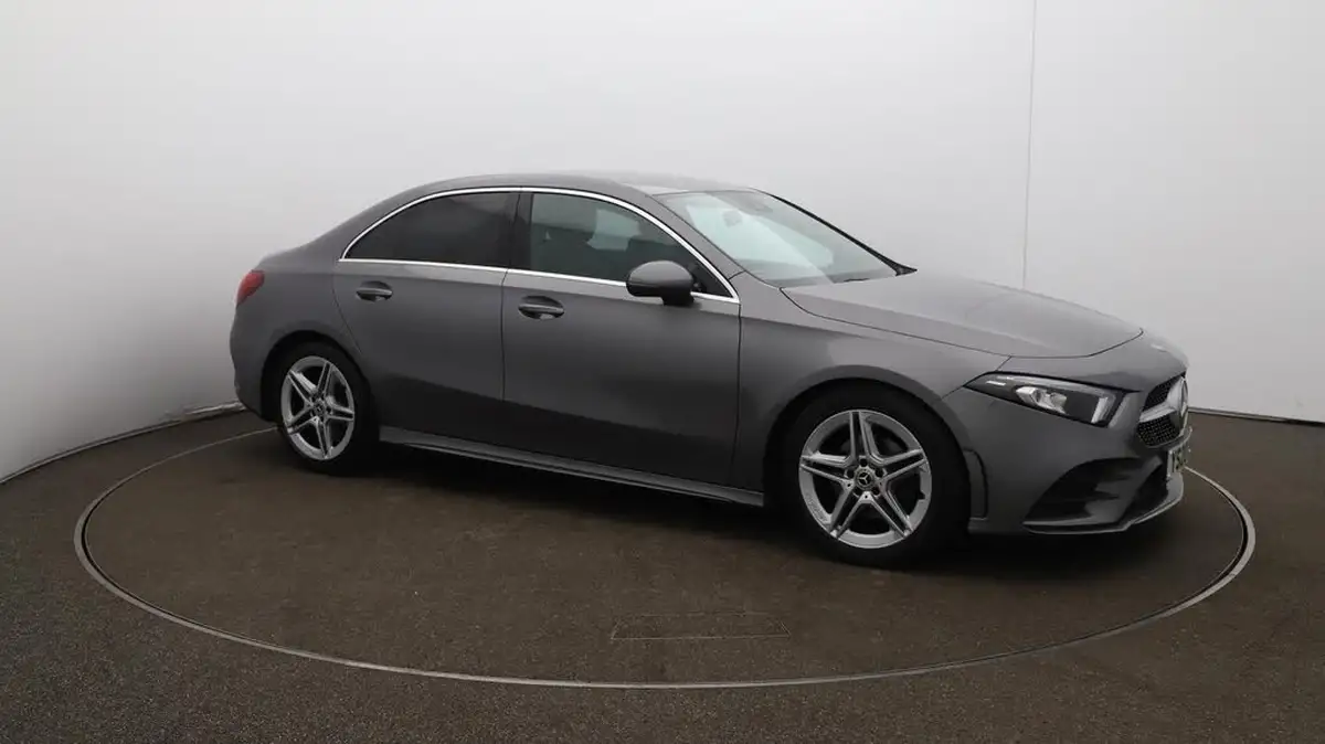 2020-mercedes-benz-a-class-13-a200-amg-line-saloon-4d-7g-dct-big-36