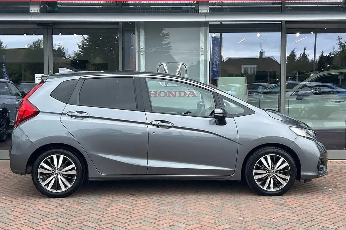 2019-honda-jazz-13-i-vtec-ex-cvt-big-4