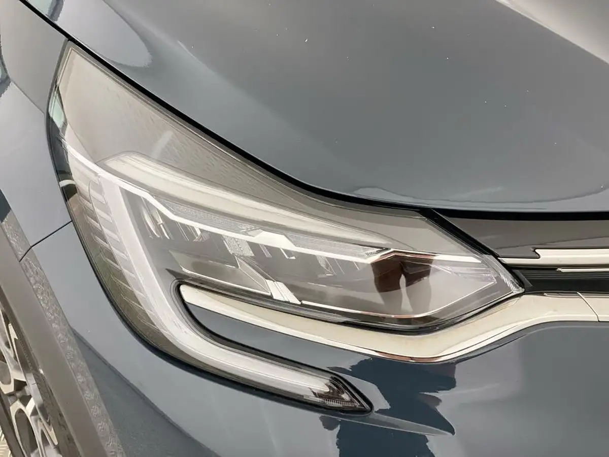2023-renault-captur-10-tce-techno-big-35