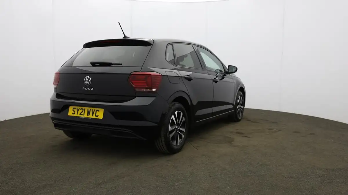 2021-volkswagen-polo-10-united-big-52