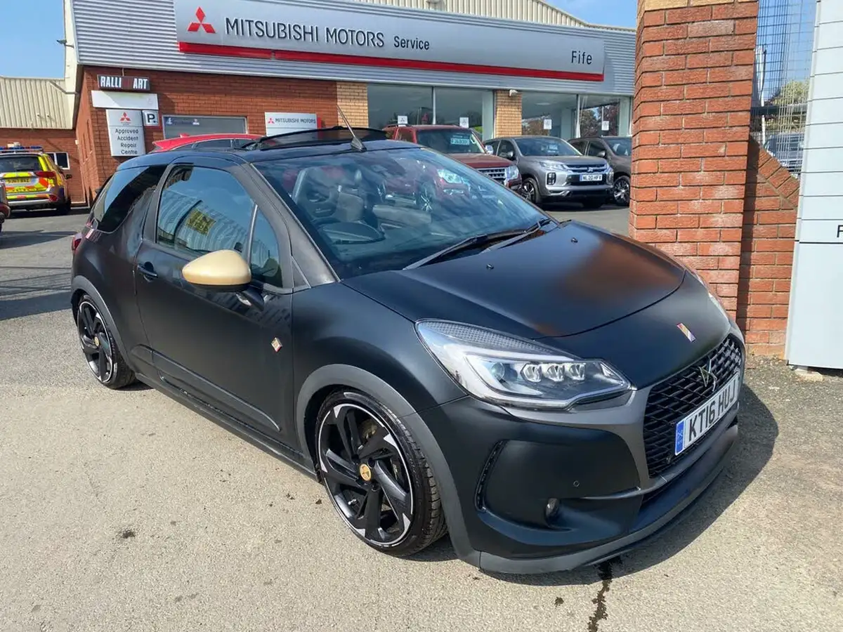 2016-ds-ds-3-cabrio-16-thp-performance-black-big-9