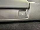2022-land-rover-discovery-30-d300-metropolitan-edition-small-35