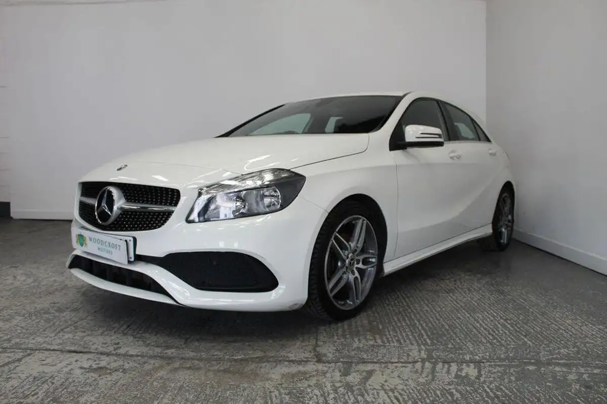 2017-mercedes-benz-a-class-15d-a180d-amg-line-ss-big-1