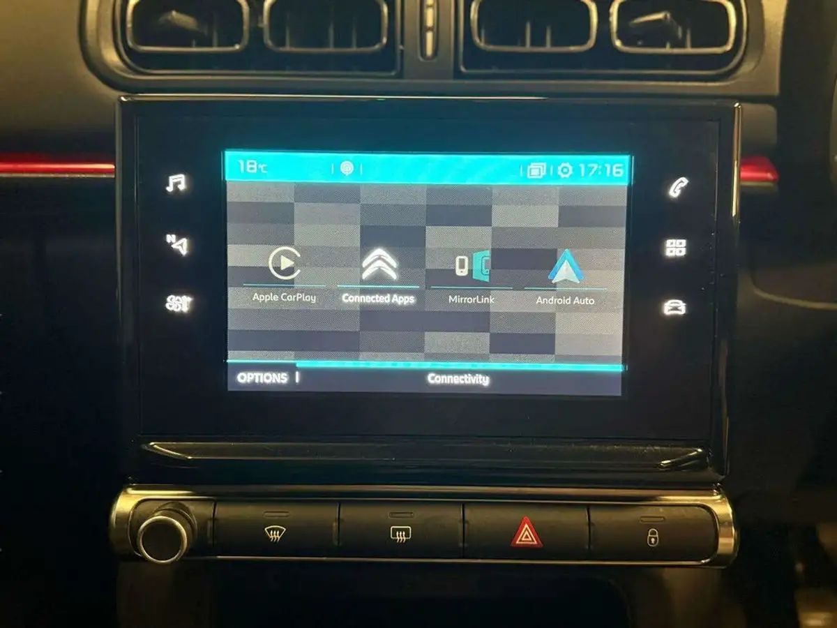 2018-citroen-c3-12-puretech-flair-nav-edition-82ps-big-38