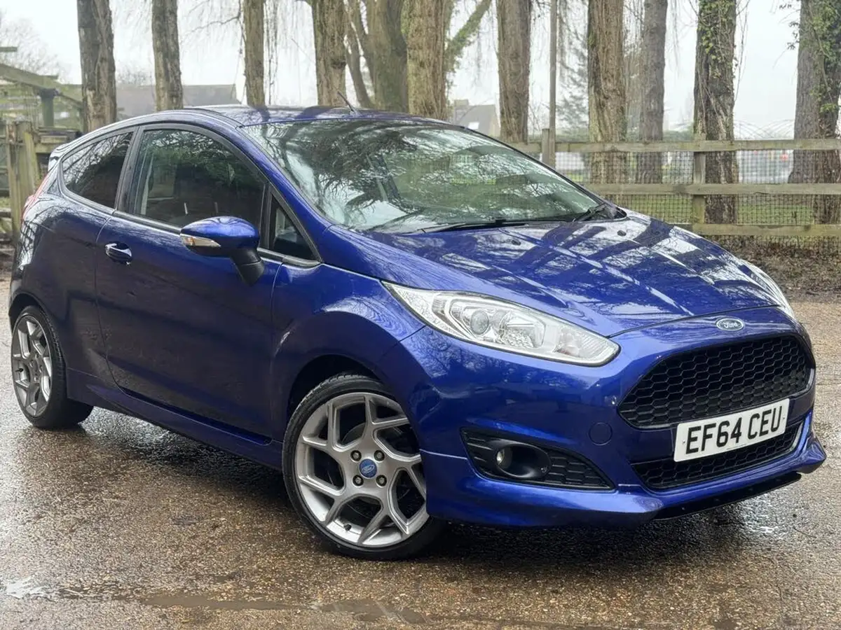 2014-ford-fiesta-10-zetec-s-big-15