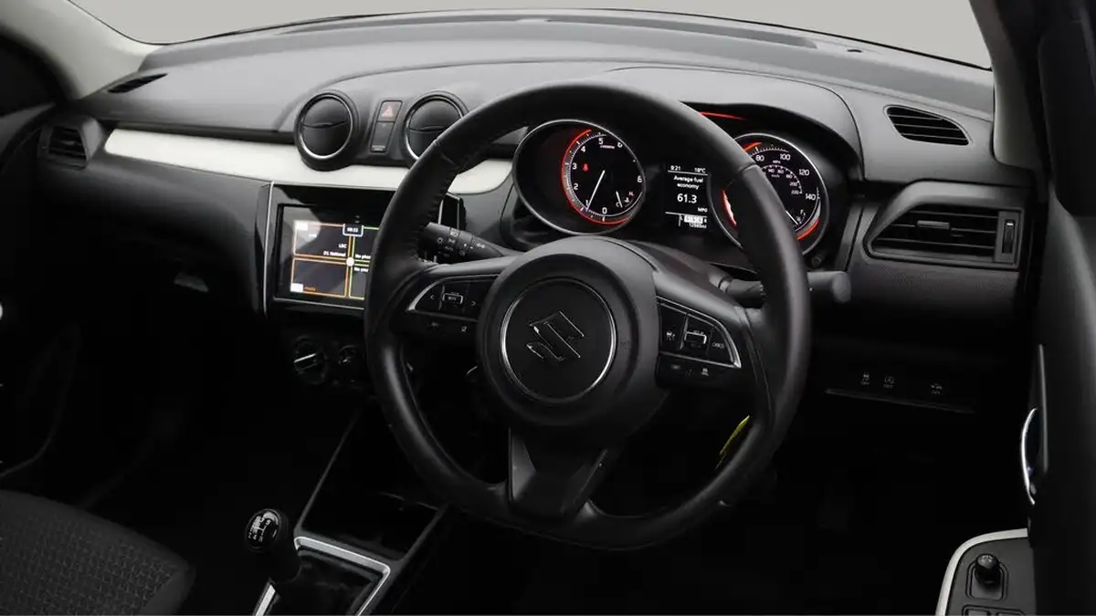 2023-suzuki-swift-12-dualjet-sz-l-big-10