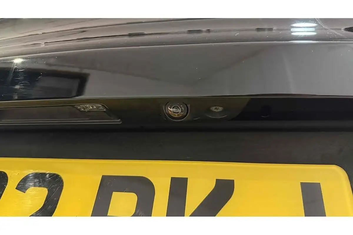 2022-volvo-c40-e-twin-recharge-pro-big-12