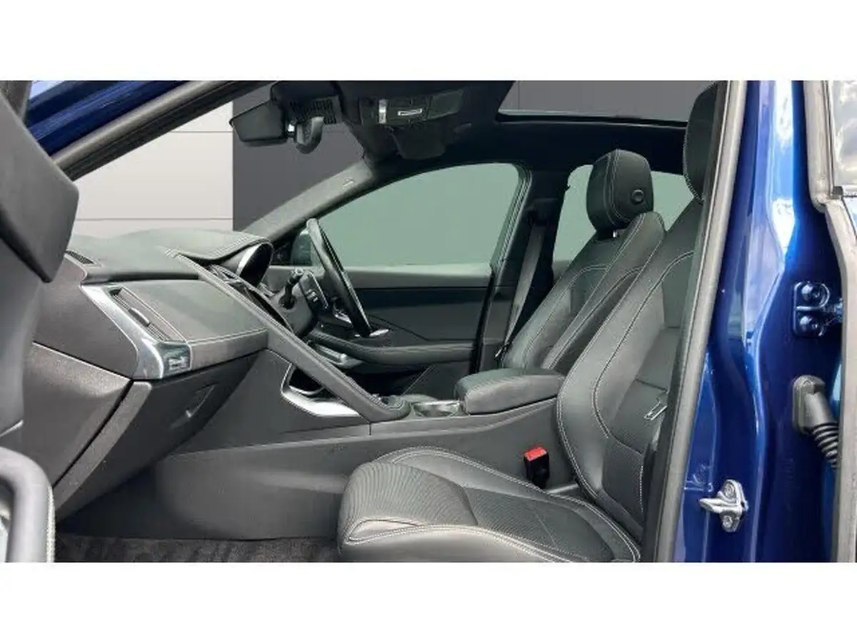 2021-jaguar-e-pace-20-d200-r-dynamic-black-big-2