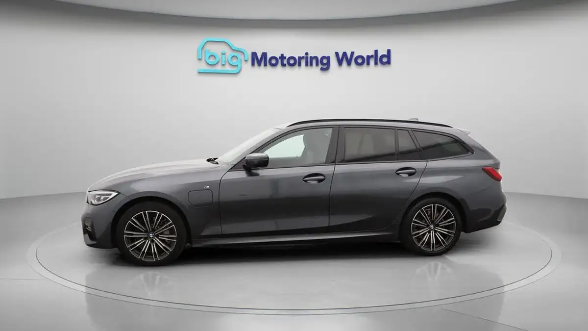 2021-bmw-3-series-20-330e-m-sport-touring-5d-big-4