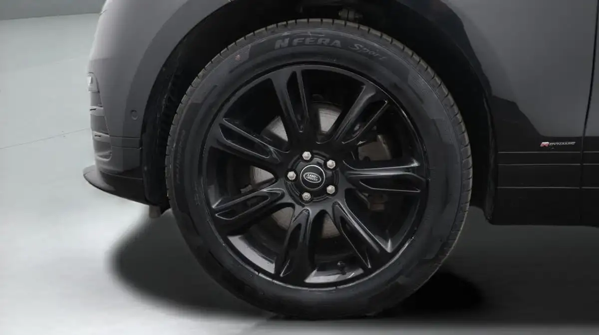 2021-land-rover-range-rover-velar-20-d200-velar-edition-big-18