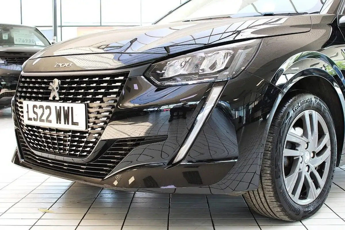 2022-peugeot-208-15-bluehdi-active-premium-big-2