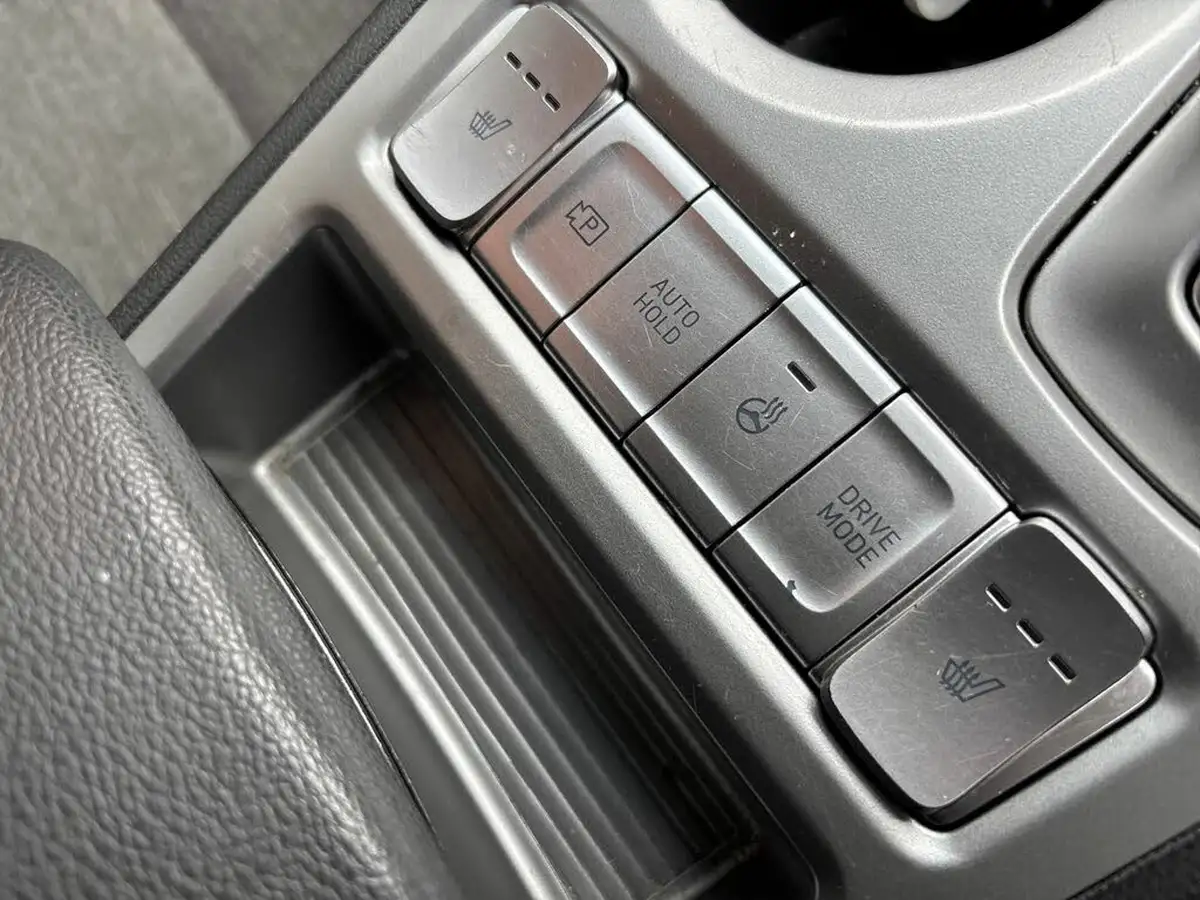 2022-hyundai-kona-e-premium-136ps-39kwh-big-24
