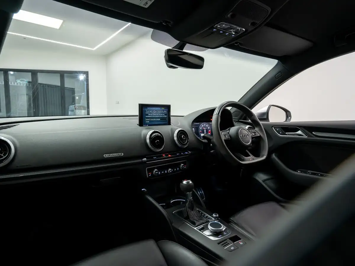 2019-audi-rs3-25-tfsi-saloon-4d-big-48