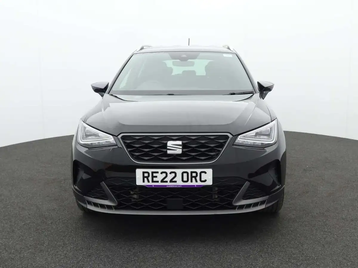 2022-seat-arona-15-tsi-fr-sport-big-1