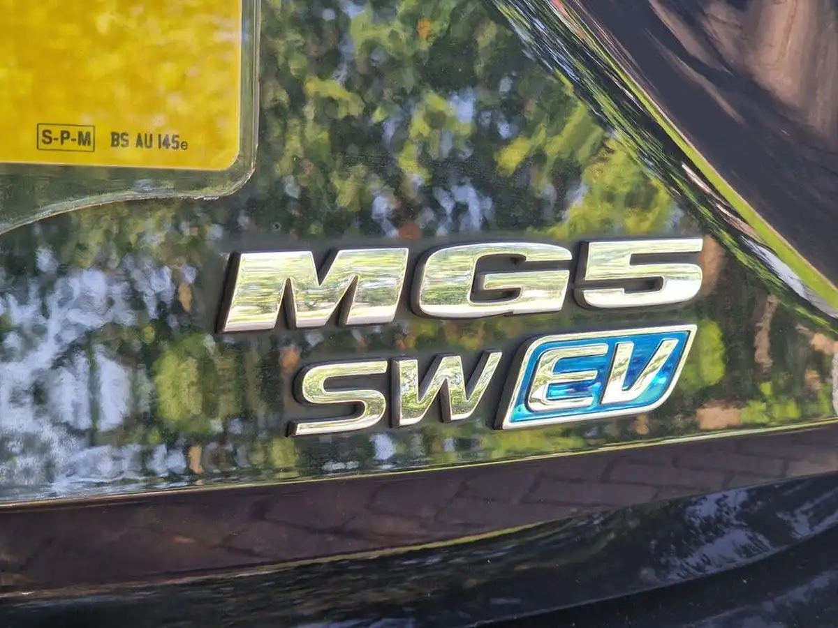 2021-mg-mg5-e-exclusive-ev-big-42