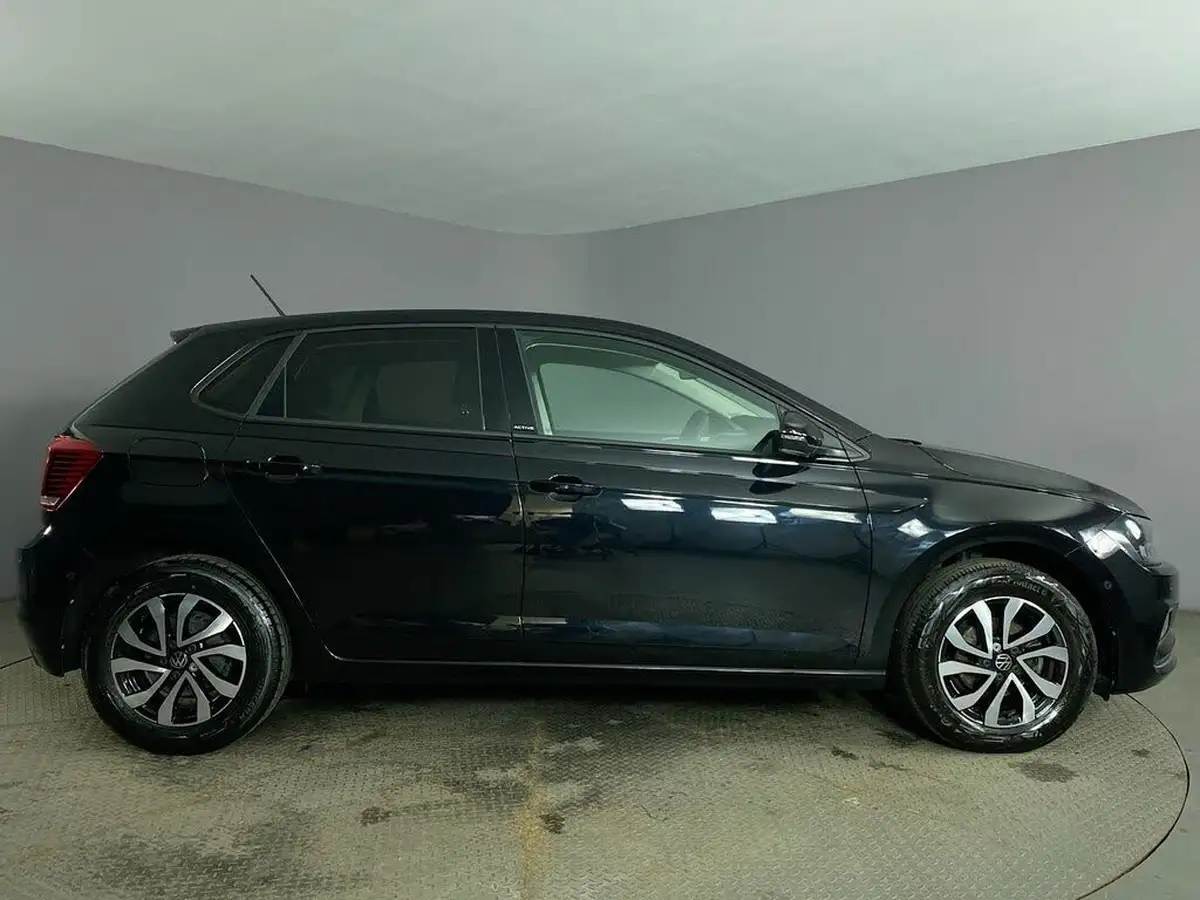 2021-volkswagen-polo-10-tsi-active-big-8