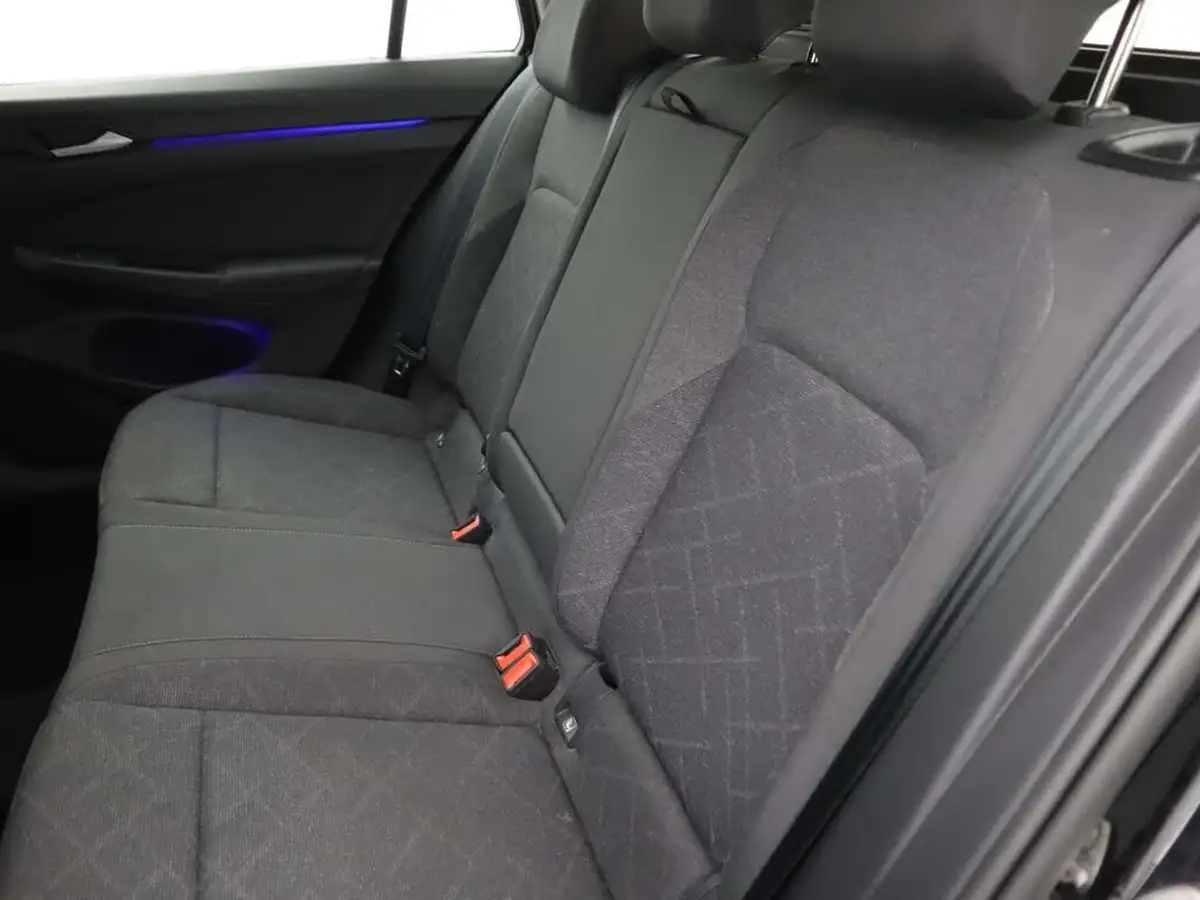 2023-volkswagen-golf-15-etsi-life-130ps-estate-big-14