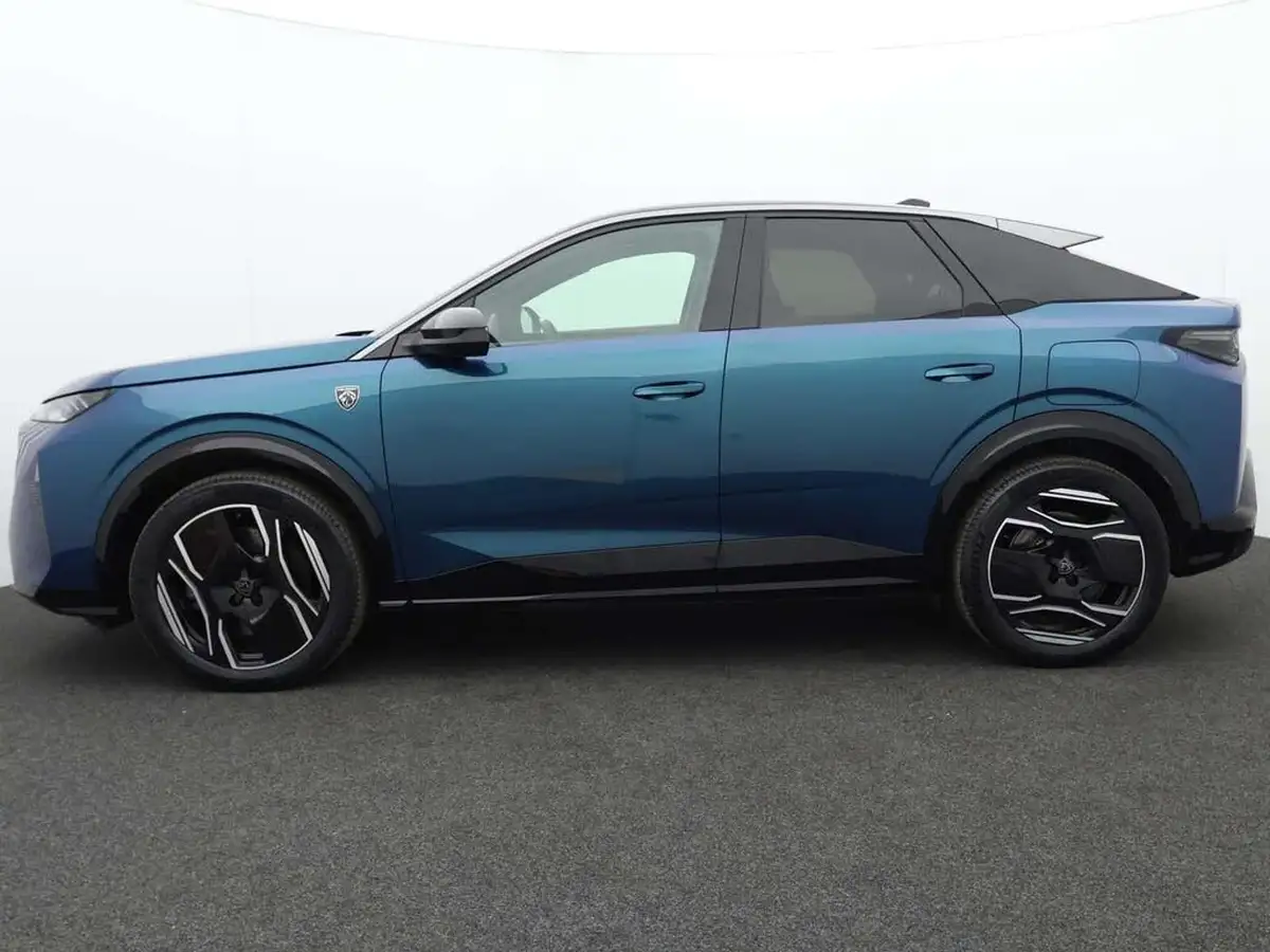 2024-peugeot-3008-suv-e-gt-210ps-73kwh-big-4