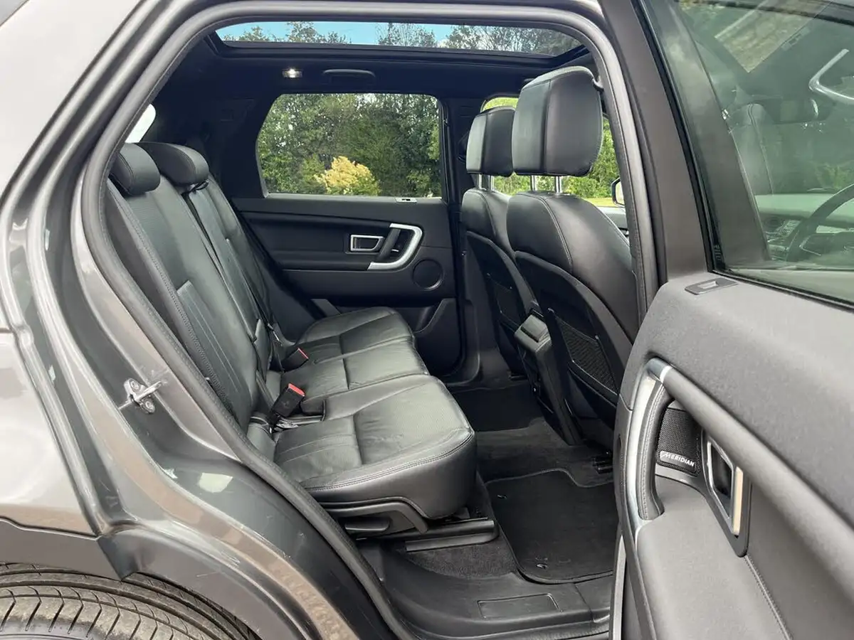 2019-land-rover-discovery-sport-20td4-landmark-big-28