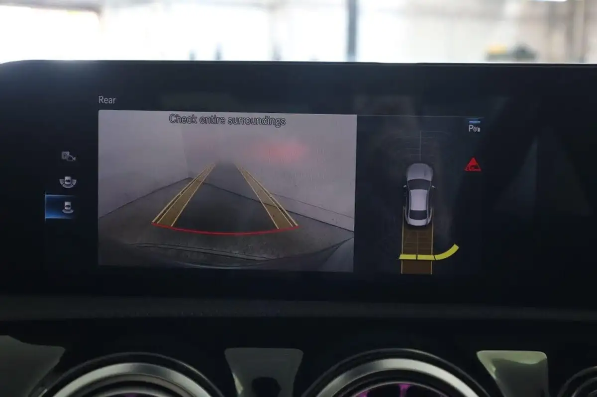2021-mercedes-benz-cla-13-cla-200-amg-line-premium-plus-coupe-4d-big-47