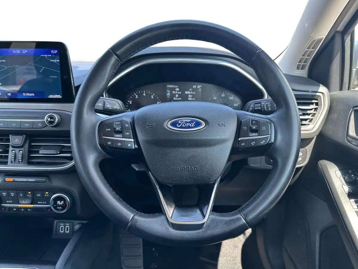 2022-ford-focus-10t-titanium-125ps-estate-big-16