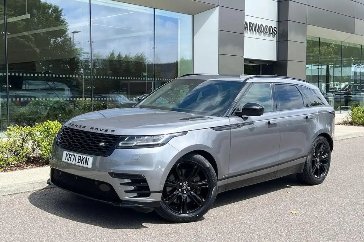 2021-land-rover-range-rover-velar-big-18
