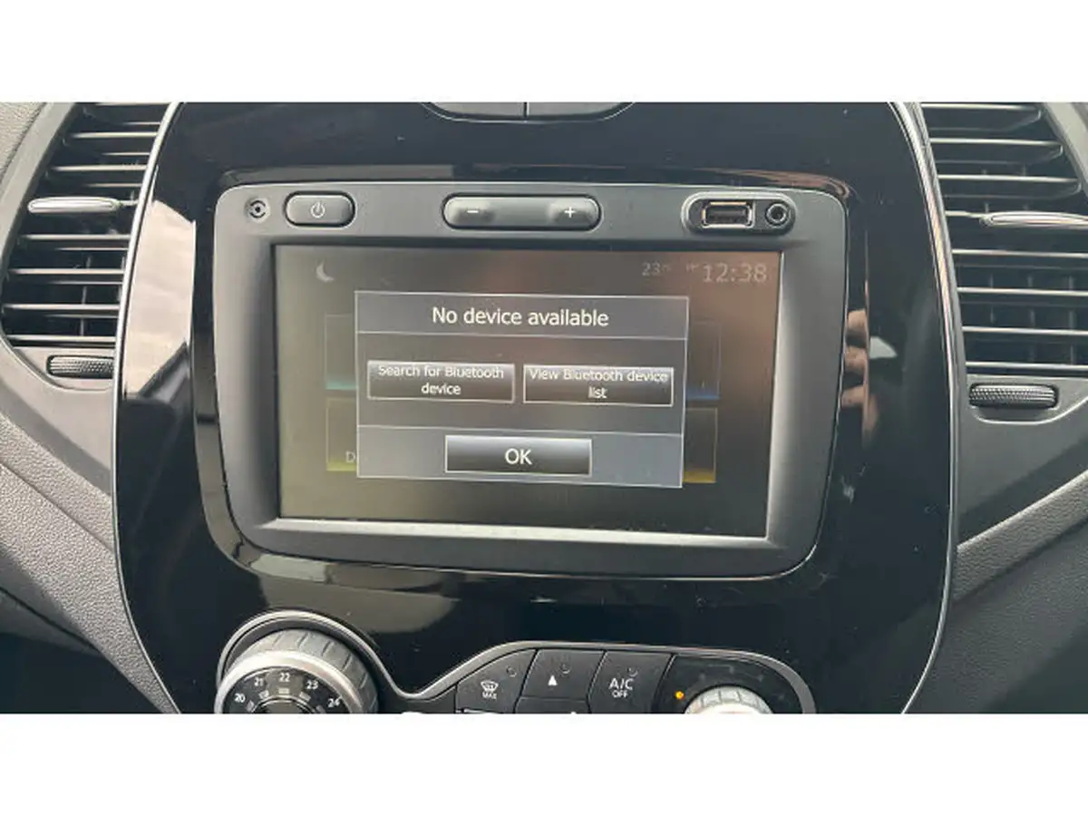 2019-renault-captur-09-tce-iconic-big-34