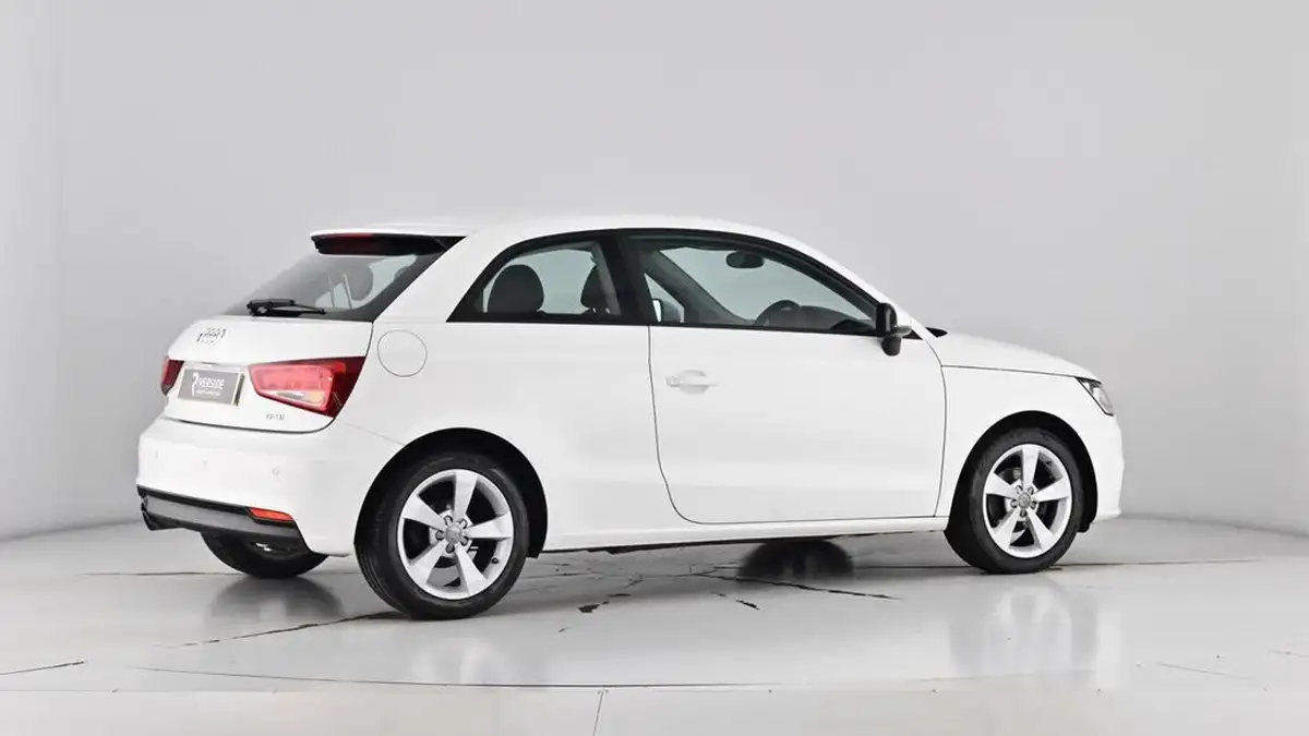 2016-audi-a1-10-tfsi-sport-hatchback-3d-big-69