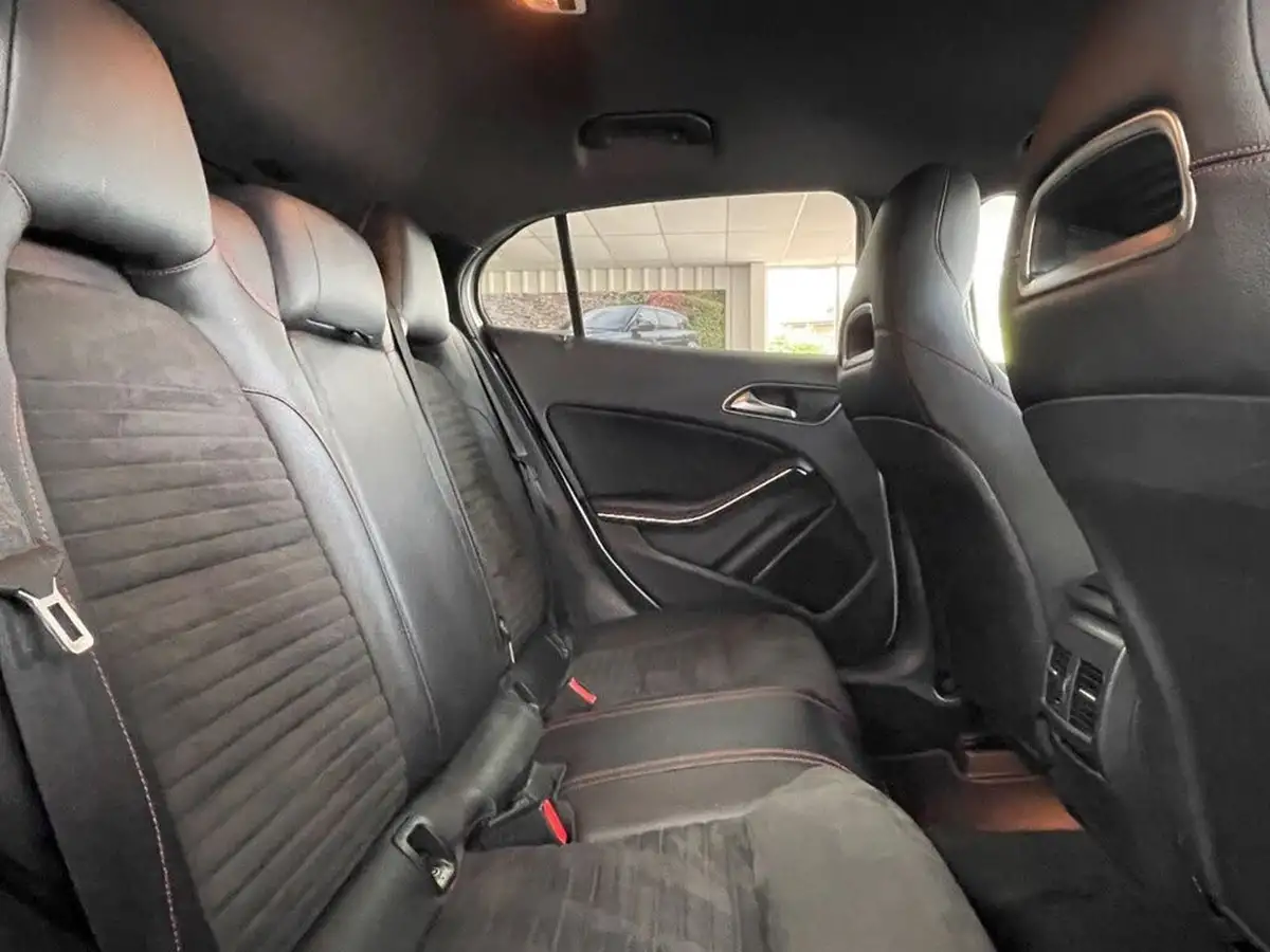 2018-mercedes-benz-gla-class-21d-gla-200d-amg-line-134bhp-ss-big-27