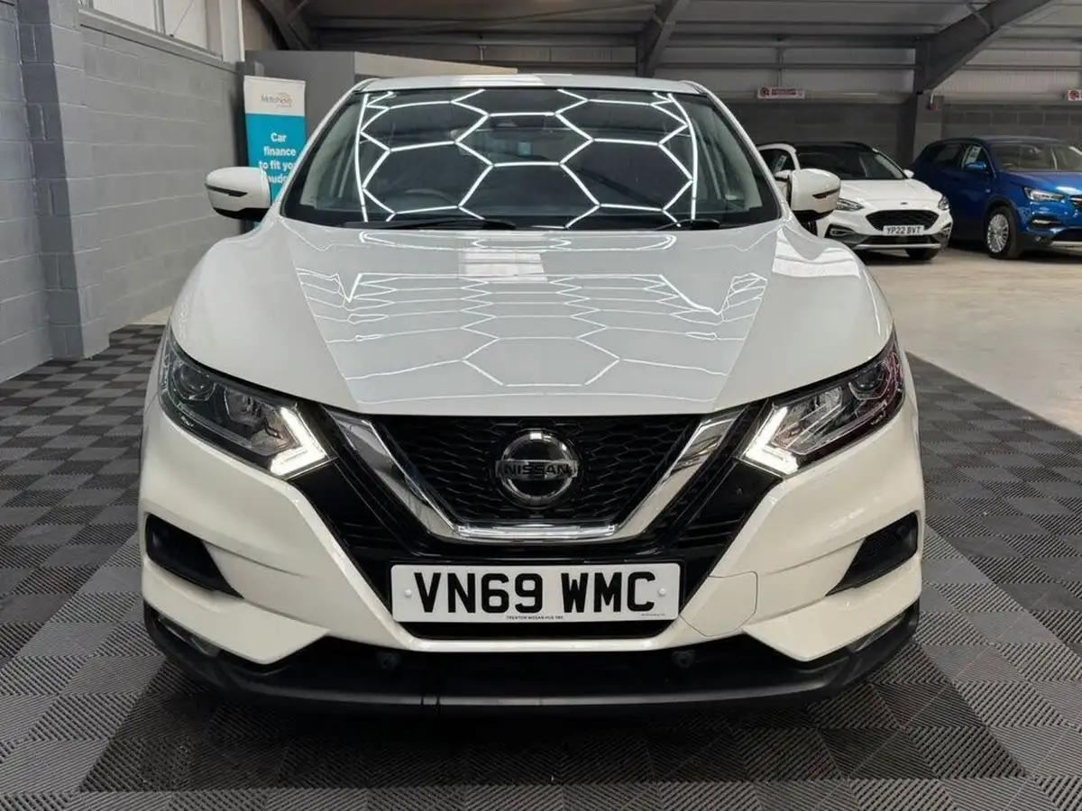 2019-nissan-qashqai-13-dig-t-acenta-premium-160ps-dct-big-13