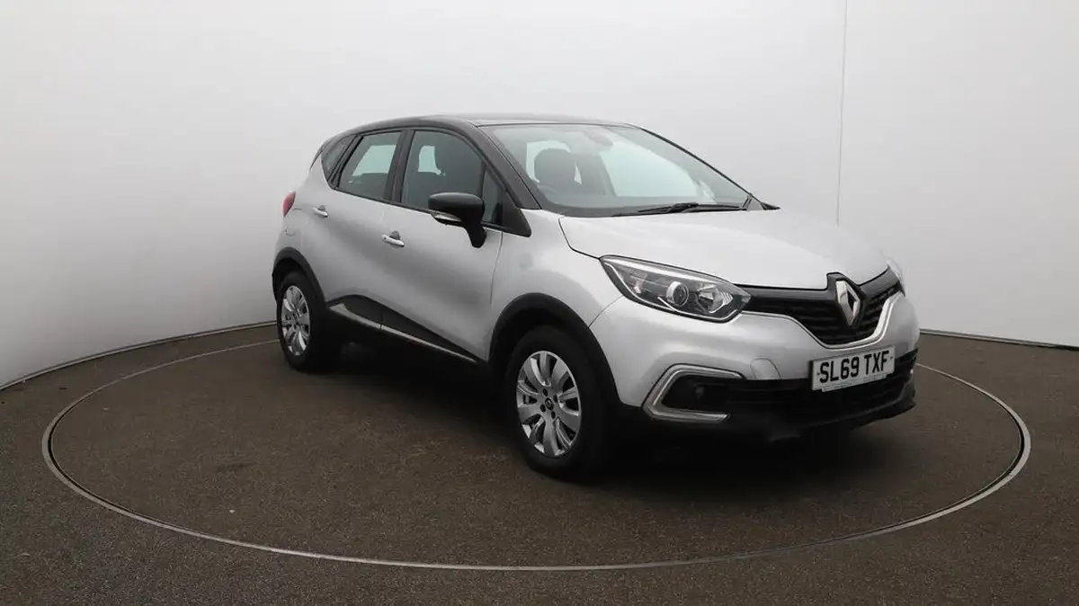 2020-renault-captur-09-tce-play-big-40