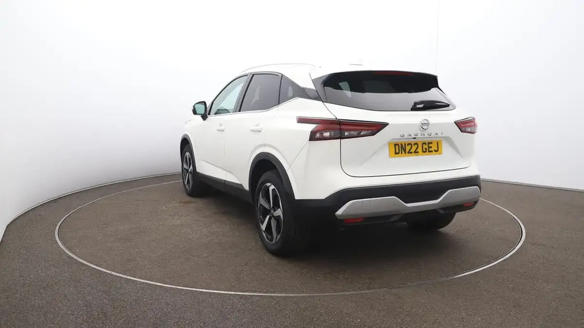 2022-nissan-qashqai-13-dig-t-n-connecta-140ps-big-60