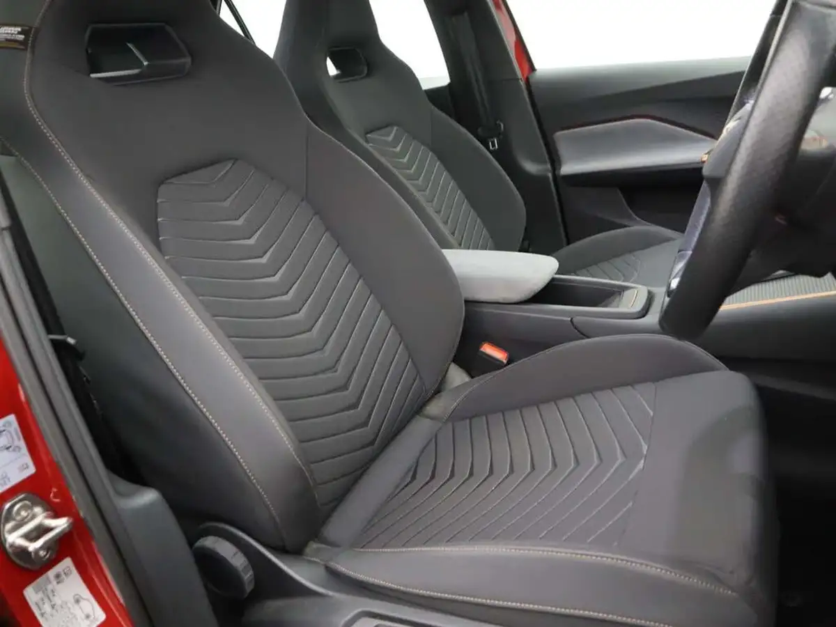 2024-cupra-born-e-v1-204ps-58kwh-big-10