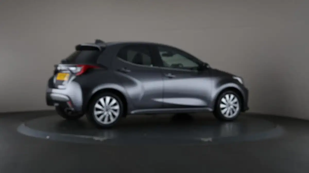 2022-mazda-mazda2-15-select-big-46