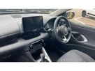2024-toyota-yaris-15-vvt-i-icon-small-8