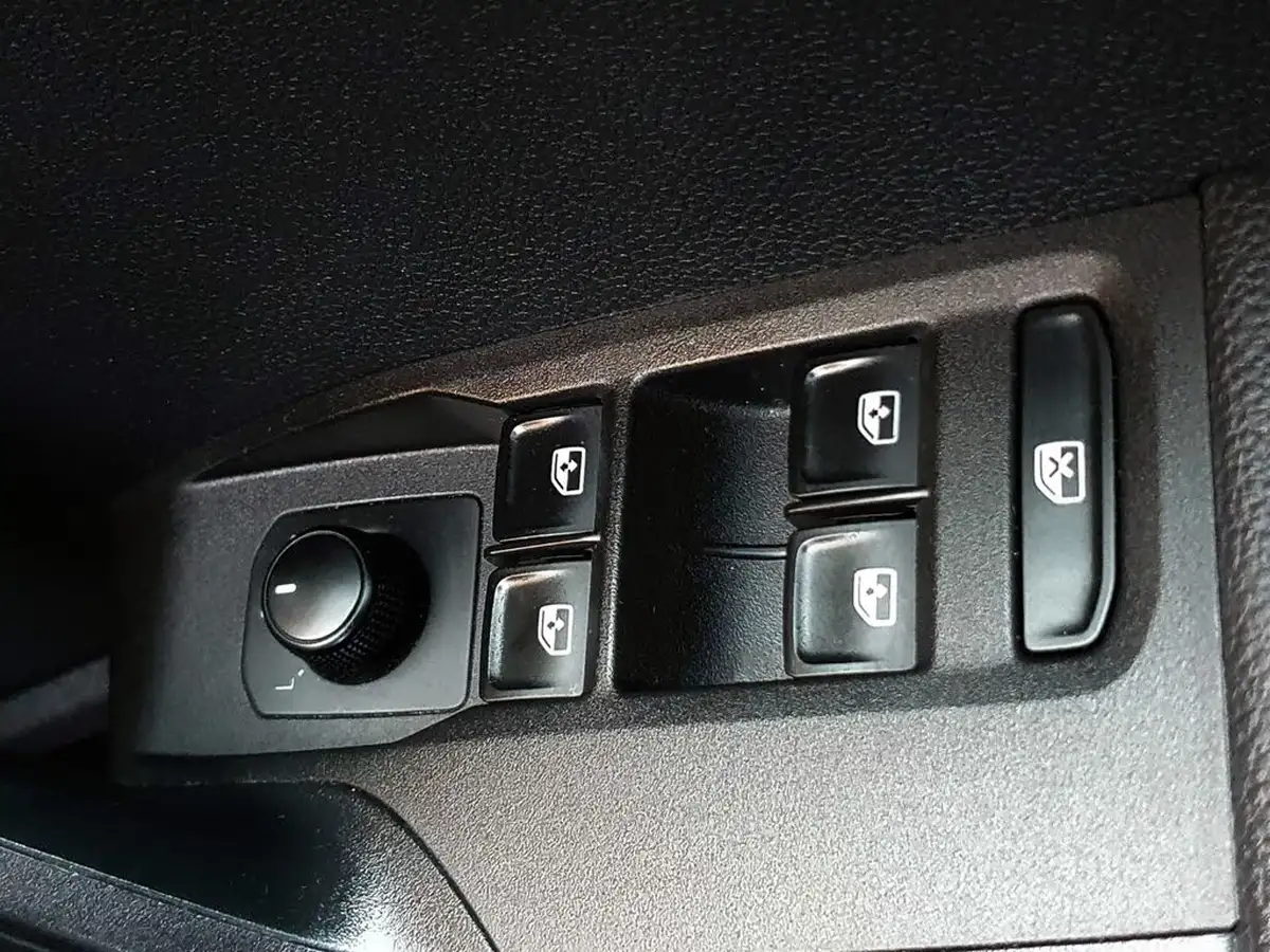 2019-seat-arona-10-tsi-se-technology-95ps-ss-big-35