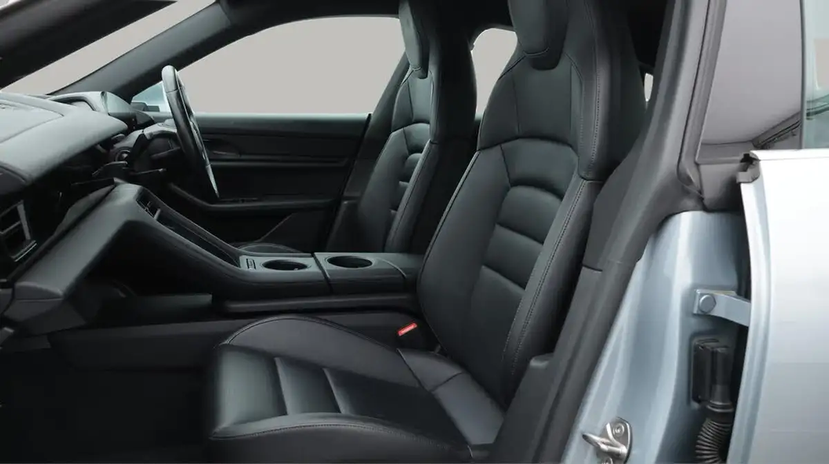 2020-porsche-taycan-e-4s-530ps-big-14