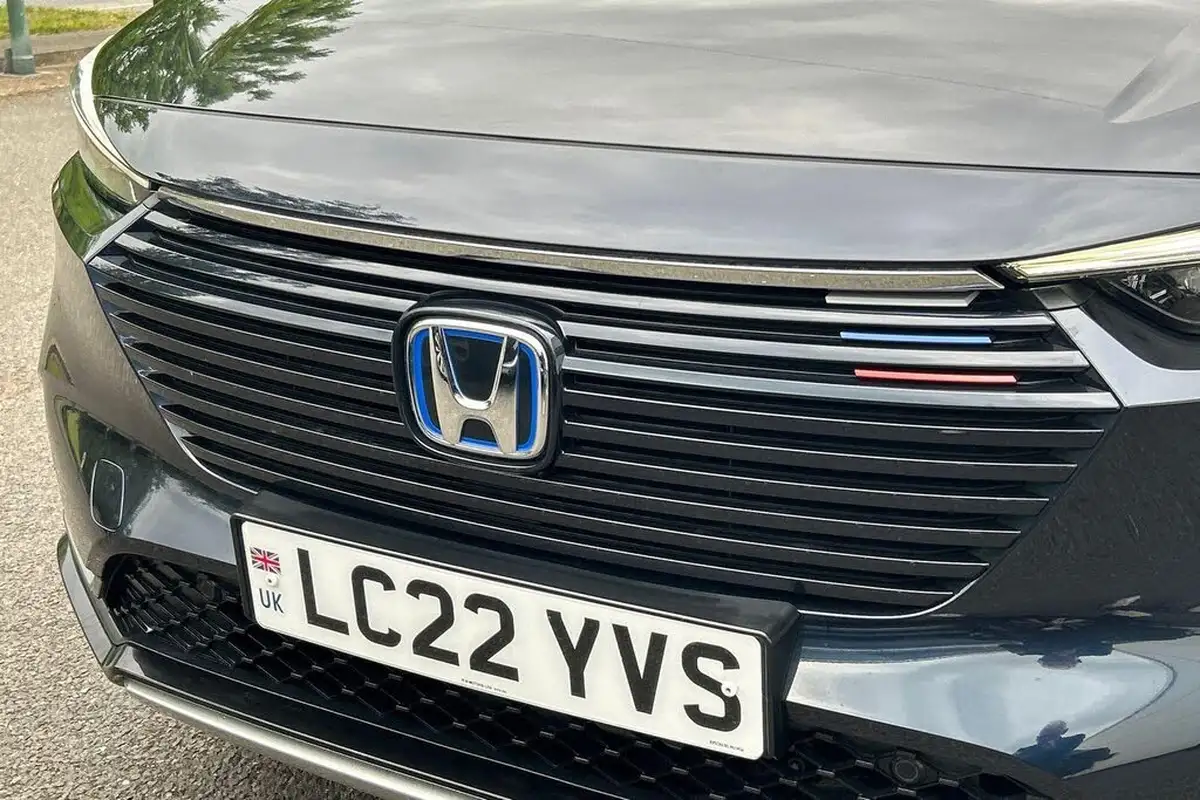 2022-honda-hr-v-15-i-mmd-advance-style-big-22