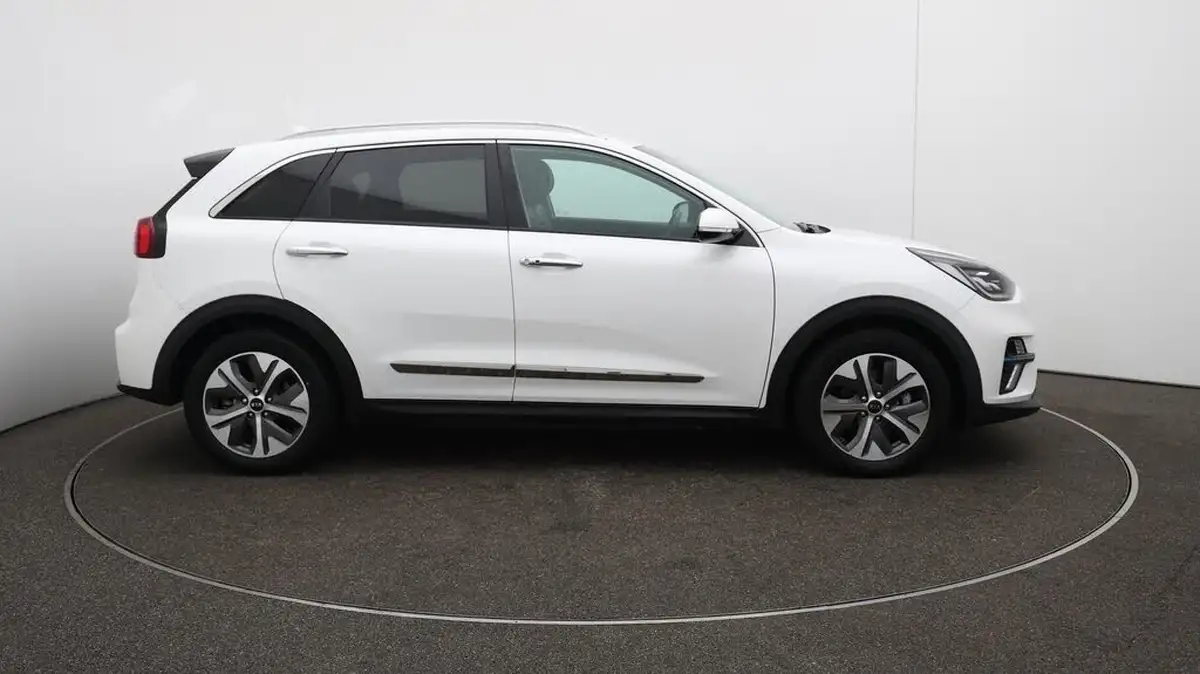 2020-kia-e-niro-ev-4-big-50