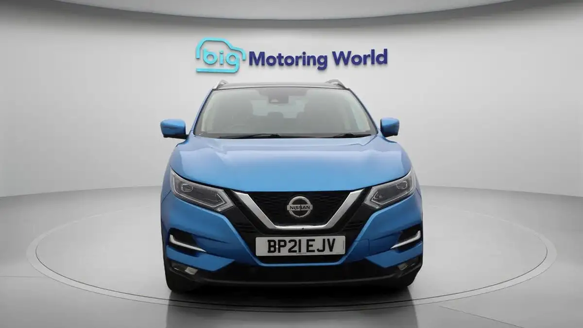 2021-nissan-qashqai-13-dig-t-n-motion-140ps-big-2