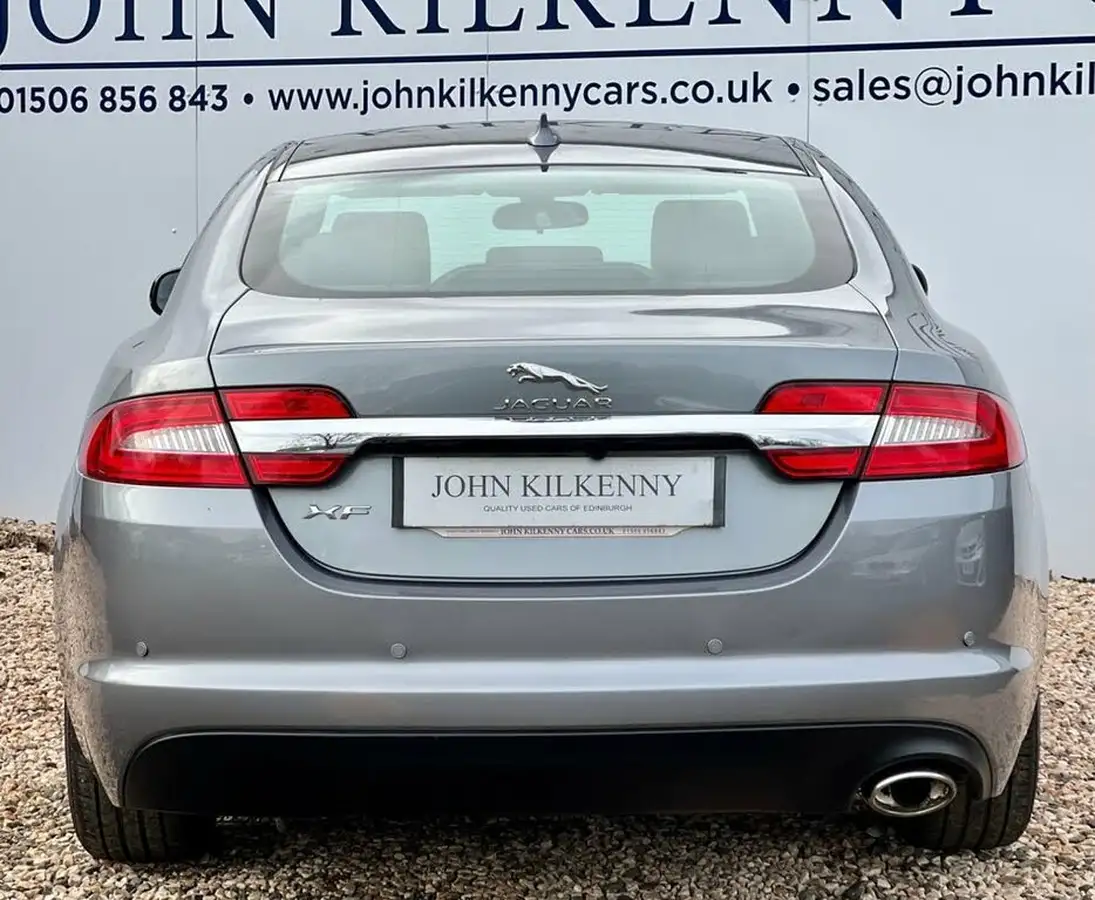 2015-jaguar-xf-22td-luxury-200ps-saloon-4d-big-4