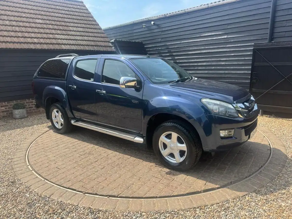 2015-isuzu-d-max-25td-yukon-double-pickup-big-17