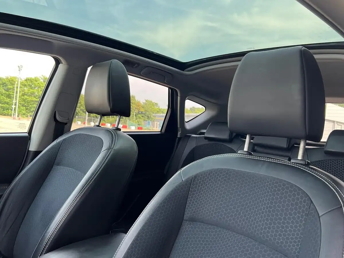 2013-nissan-qashqai-16td-360-big-23