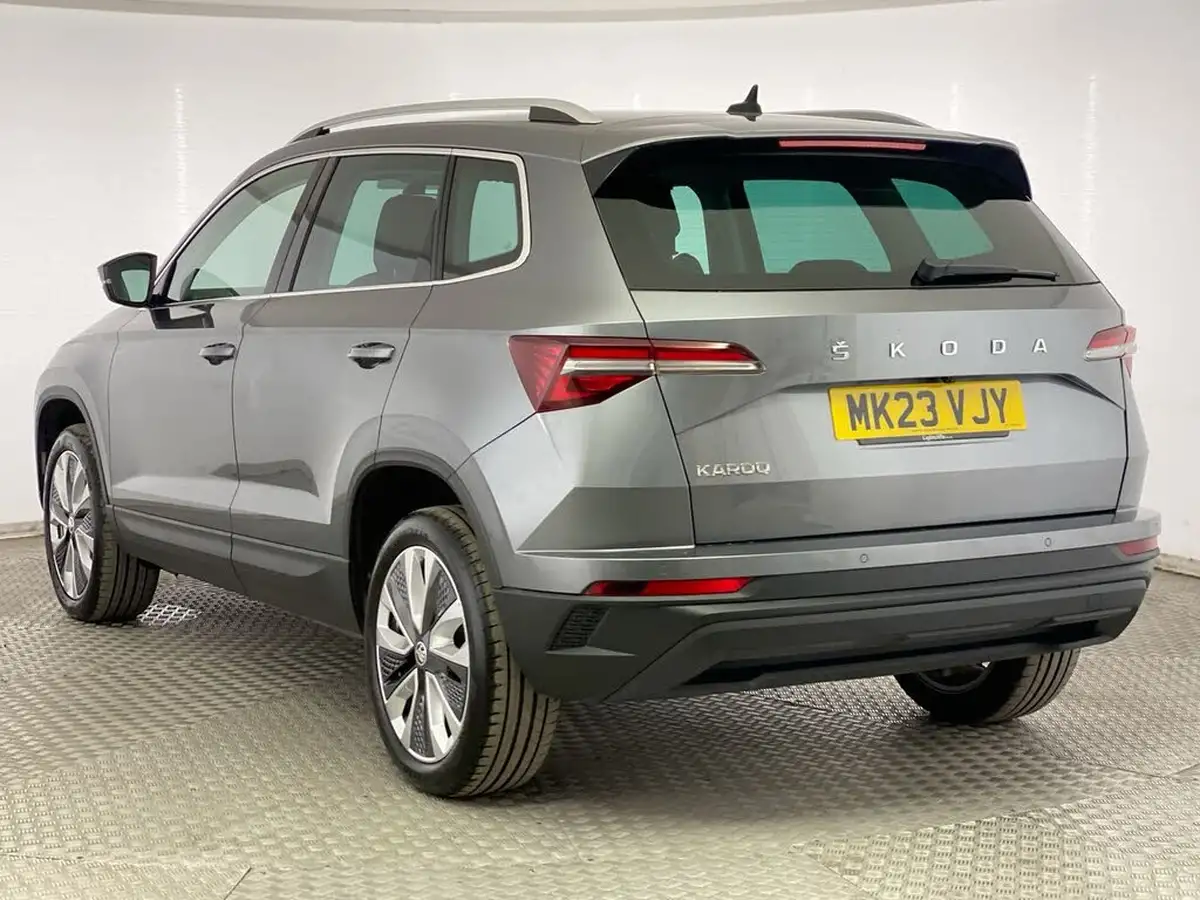 2023-skoda-karoq-15-tsi-se-l-big-4