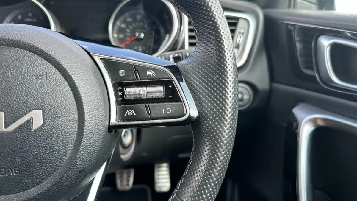 2023-kia-pro-ceed-15-t-gdi-gt-line-158bhp-big-13